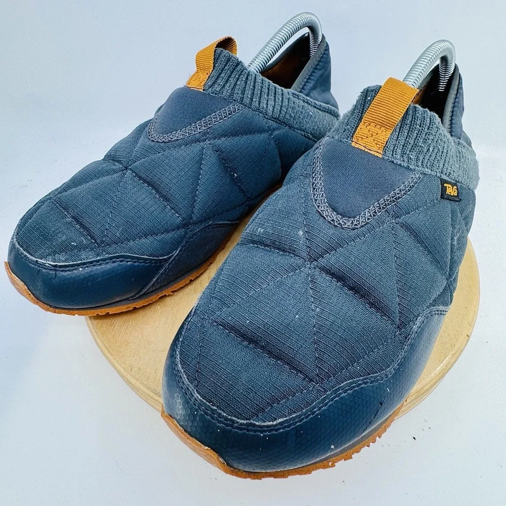 Teva ReEmber Moc Men's 10 Gray Quilted Slip On Shoes Fall Cozy Camping Slippers
